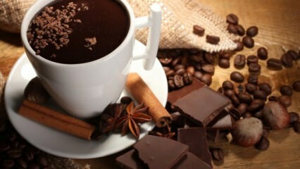 Jak vyrobit horkou čokoládu doma?