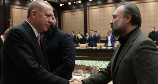 Prezident Erdoğan a Oktay Karnaca