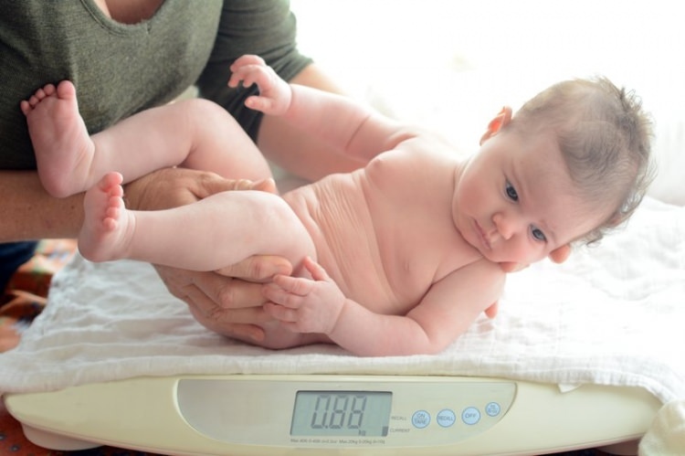Jak vypočítat výšku a hmotnost kojenců?