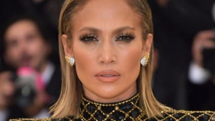Prsten Jennifer Lopez byl zesměšněn!