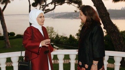 První dáma Erdoğan se setkává s iráckou prezidentkou manželkou Serbaghem Salihem