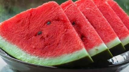 Jak spatřit špatný meloun? Dávejte pozor na otravu melounem! Příznaky otravy melounem