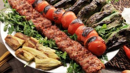 Přineste si kartu se zprávou, uchopte kebab! Karta zprávy od Hasan Usta Kebap