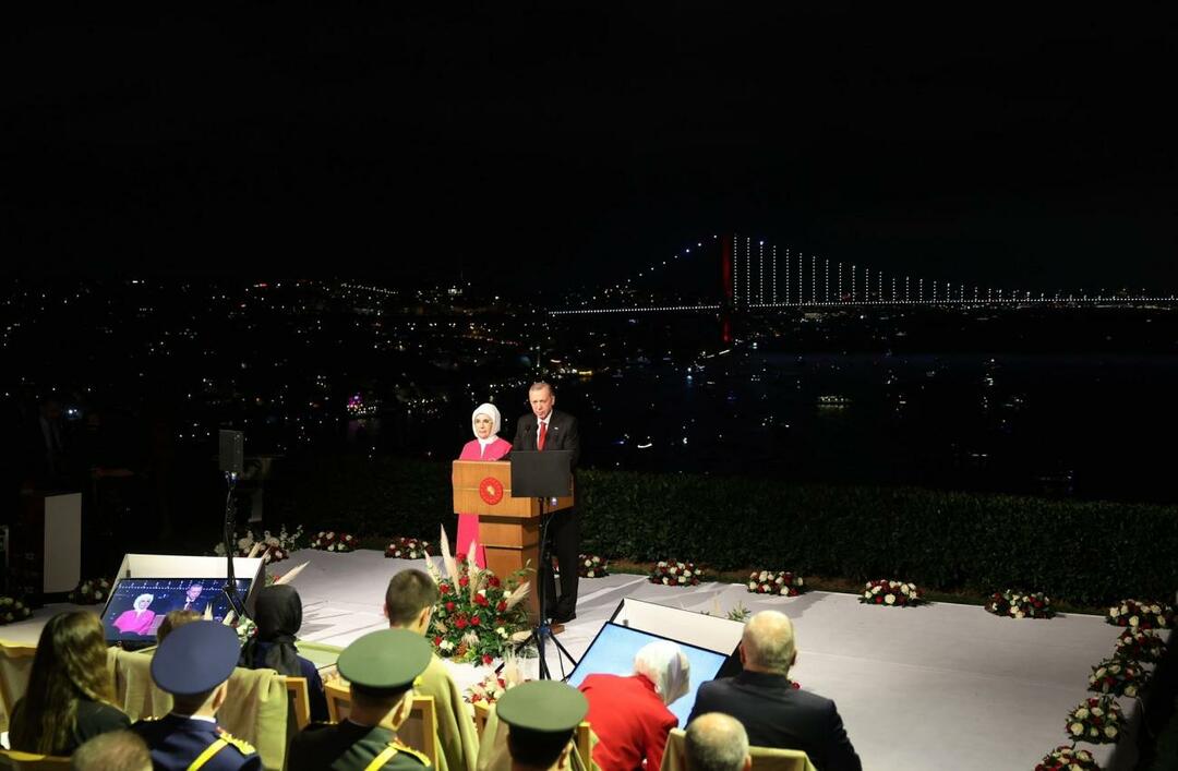 Recep Tayyip Erdoğan a Emine Erdoğan 100. ročník akcí