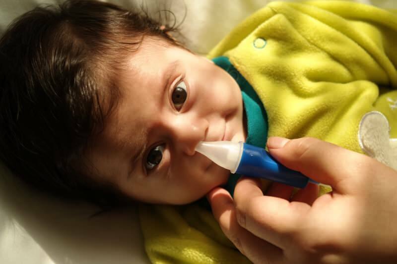 Jak čistit kojence nos bez poškození? Nosní kongesce a metoda čištění u kojenců