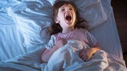 Nejúčinnější modlitba pro čtení vyděšeného dítěte! Strach z dítěte pláčícího ve svém nočním spánku