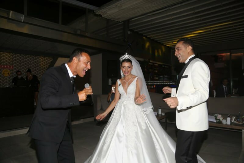 Svatba, která spojuje slavná jména! Sinan Güzel a Seval Duğan se vzali