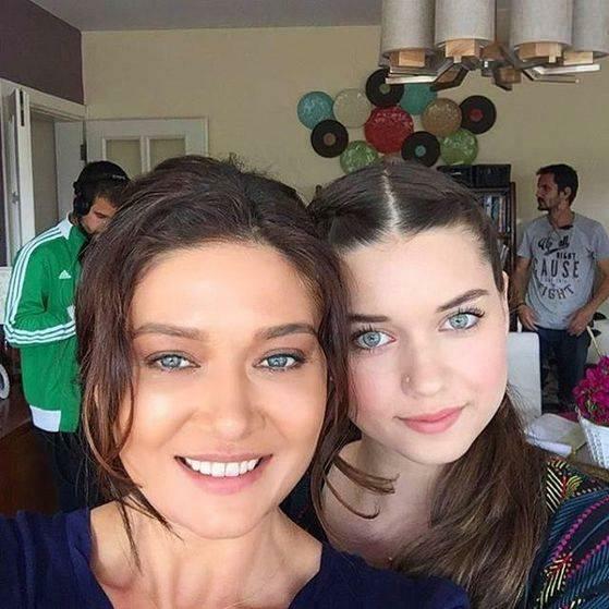 Afra Saraçoğlu, film Nurgül Yeşilçay Druhá šance