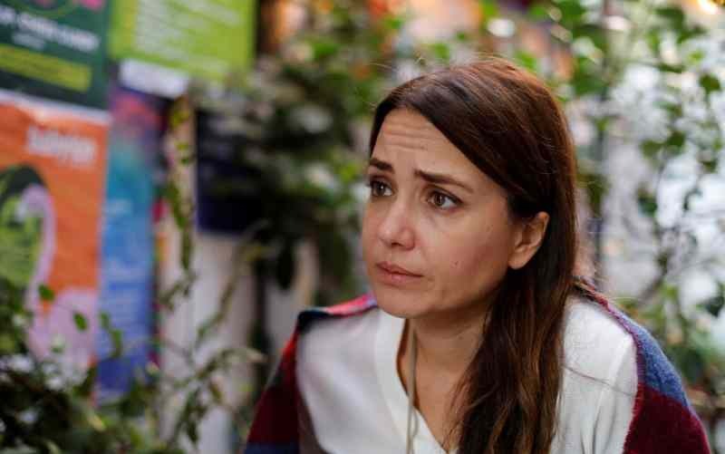 Slavná herečka Deniz Uğur zmírňuje bolesti svého zesnulého manžela se svými dětmi!