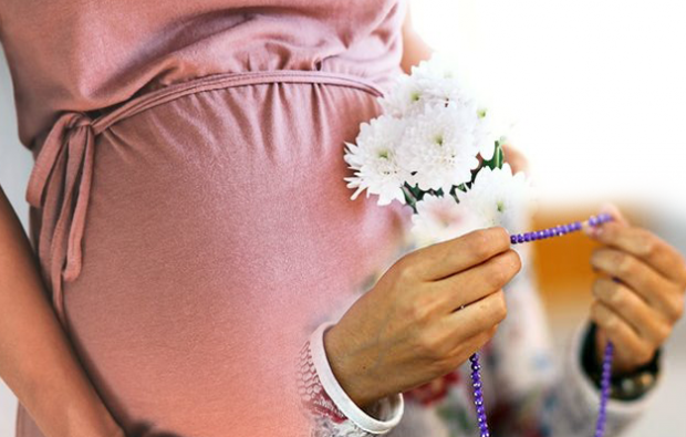 Modlitby se čtou během těhotenství a Asmaul Husna