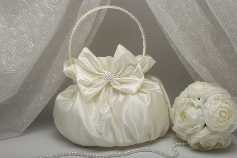 Udržitelné tašky pro budoucí nevěstu