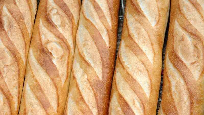 Co znamená francouzština? Jak připravit francouzský chléb? Francouzská výroba chleba doma