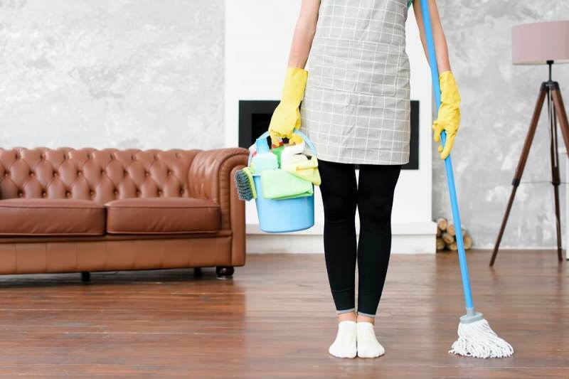 jak vyčistit obývací pokoj