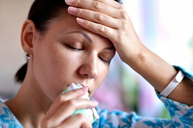 Co způsobuje zápal plic? Jaké jsou příznaky pneumonie? Existuje léčba pneumonie?