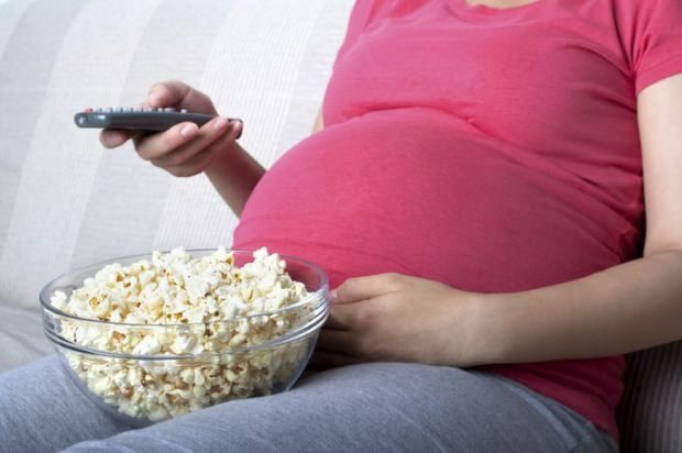 Mohou těhotné ženy jíst popcorn?