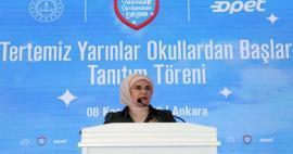 Emine Erdoğan se zúčastnila propagačního programu „Immaculate Tomorrows Begin with Schools“!