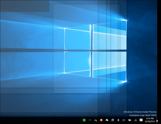 Nahlédnutí na plochu systému Windows 10