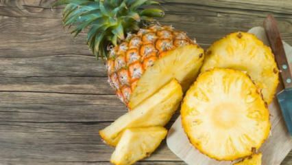 Jak je ananas řezán? 
