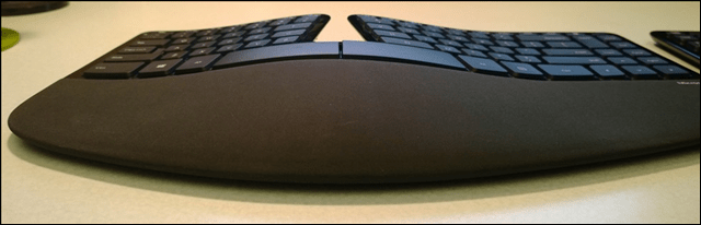 Sculpt, nová ultra-ergonomická klávesnice od společnosti Microsoft