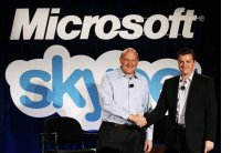 Skype prodal společnosti Microsoft za 8 miliard dolarů a Steve Ballmer vypadá nadšeně
