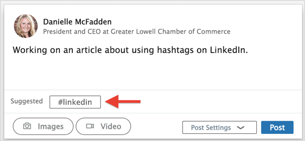 Použijte jeden z návrhů hashtagů LinkedIn nebo zadejte upřednostňované hashtagy.