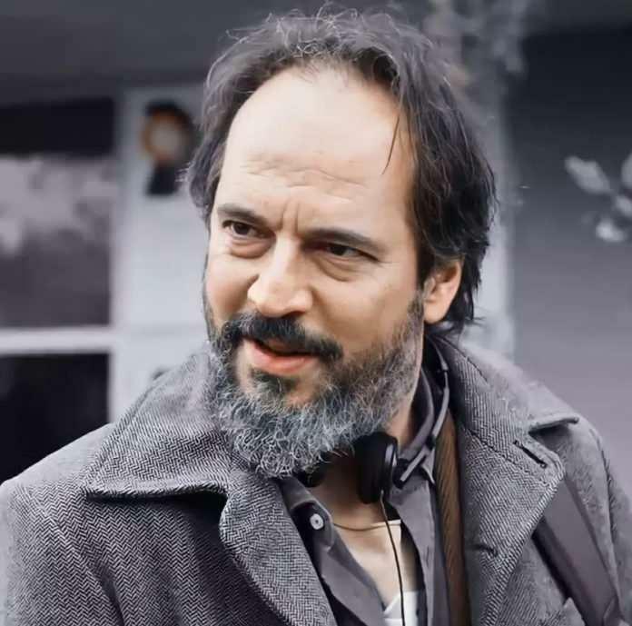 Timuçin Esen v televizním seriálu Son of the Shooter