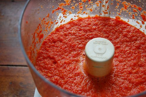 dělat rajčatovou pastu doma