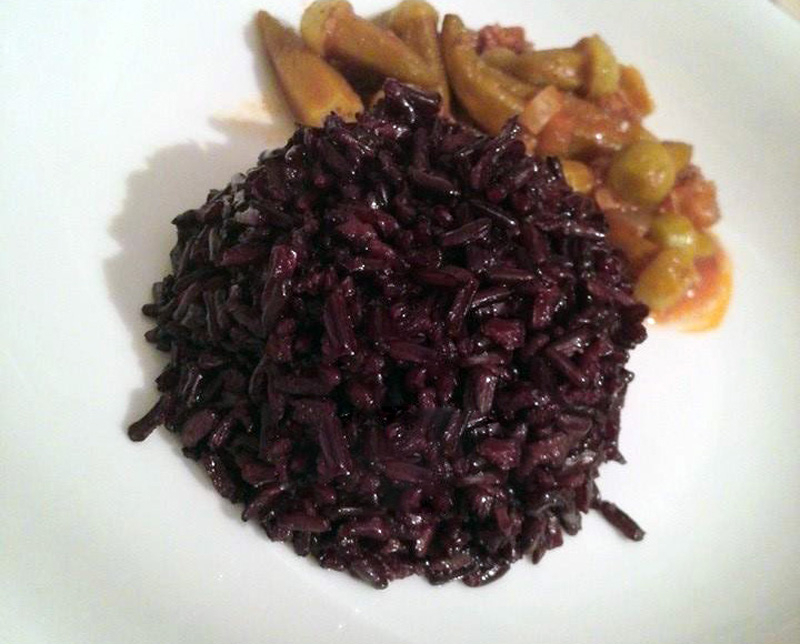 Co je černá rýže? Jak vyrobit pilaf z černé rýže? Techniky vaření černé rýže