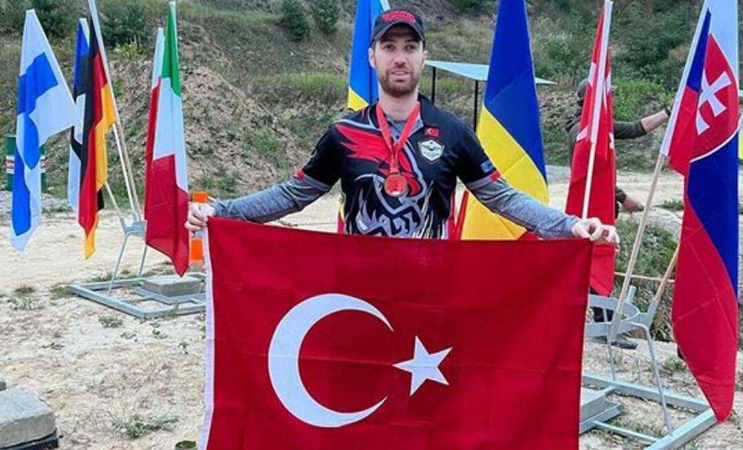 Syn Sedy Sayan Oğulcan Engin hrdě mává tureckou vlajkou v Polsku!