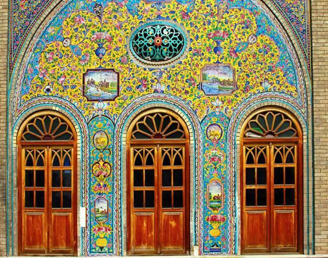 Scény z Golestan Palace