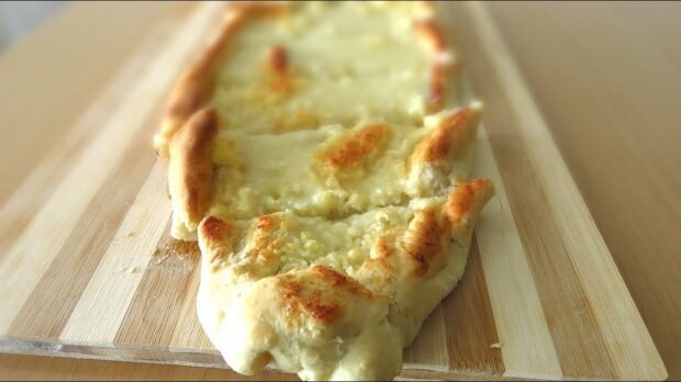 sýrový chléb dezert