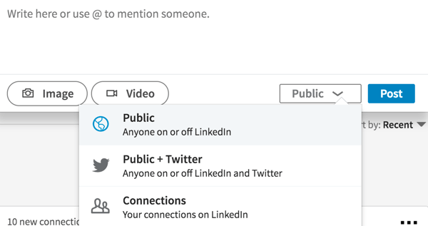 Chcete-li zveřejnit příspěvek na LinkedIn pro kohokoli, vyberte z rozevíracího seznamu možnost Veřejné.