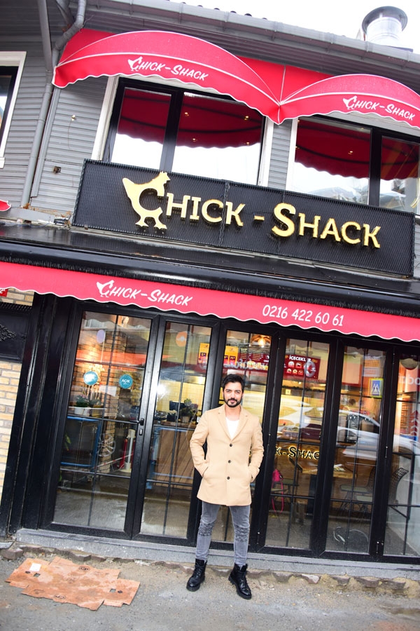 Yusuf Güney otevřel Chicken Shop v Çengelköy!