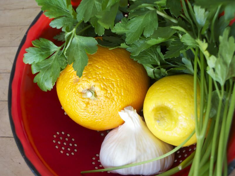Jak vyléčit petržel citron a česnek?