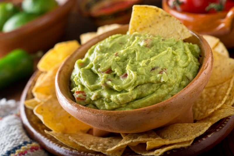 Co je omáčka guacamole a jak se vyrábí omáčka guacamole? Recept na mexickou omáčku Guacamole