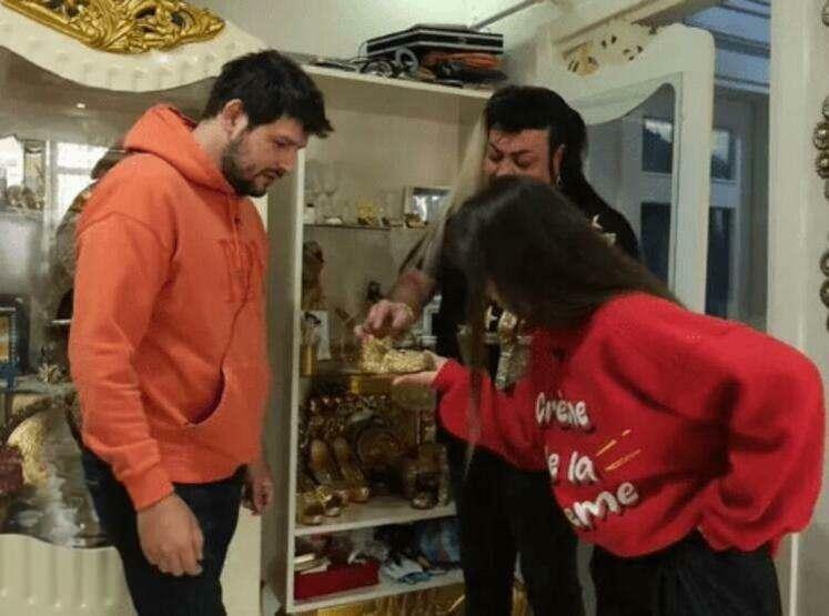 Fırat Albayram a Ceyda Town Cobra navštívili Muratův dům 