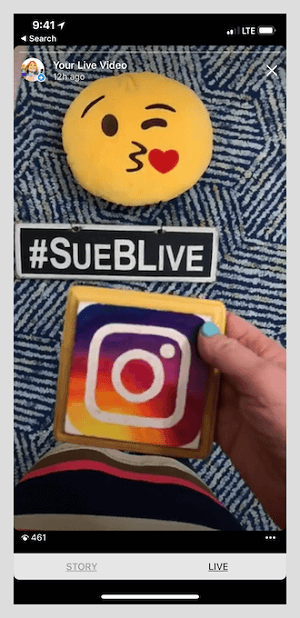 Prostřednictvím příběhů Instagramu se Sue hodně angažuje.