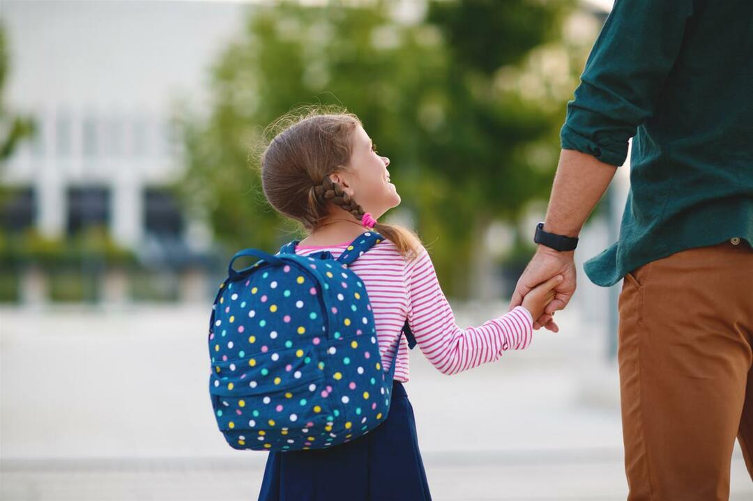 Jak by se mělo zacházet s dětmi první školní den?