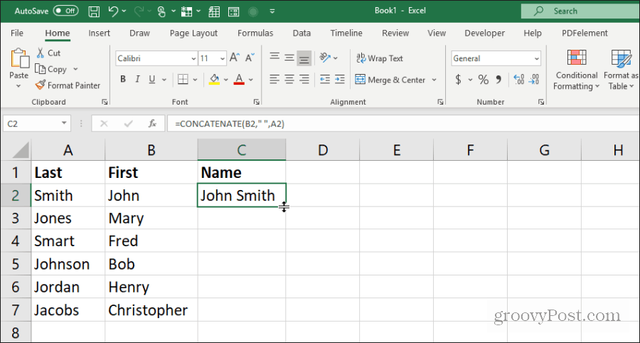 pomocí zřetězených názvů v Excelu