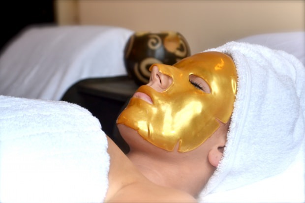 Výhody zlaté masky na kůži
