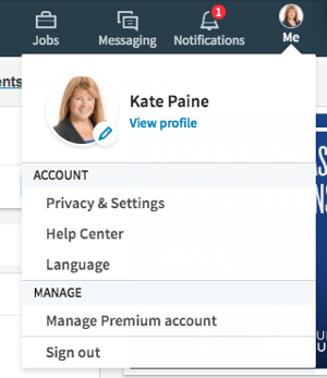 Kliknutím na ikonu Já upravte svůj profil a nastavení ochrany osobních údajů.