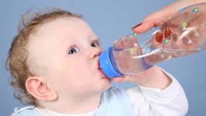 Měla by se dětem dostat voda?