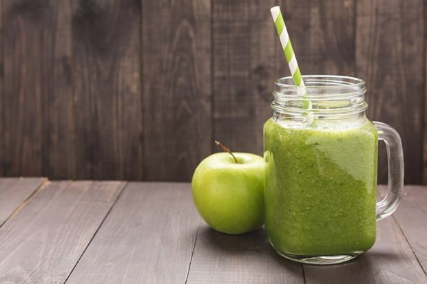 Jaké jsou výhody zelených jablek? Pokud pijete pravidelně zelené jablko a okurkový džus ...