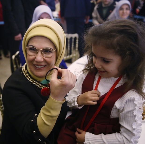 První dáma Erdoğan se setká s balkánskými a rumelskými ženami
