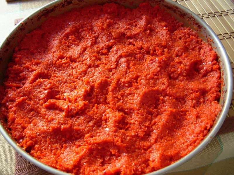 Jak udělat nejjednodušší pastu z papriky? Tipy pro výrobu pepřové pasty