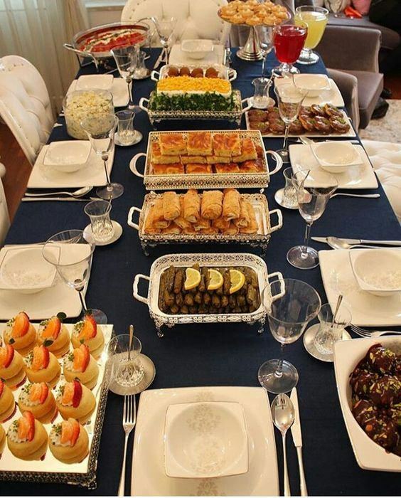 Návrhy na dekorace stolů Iftar