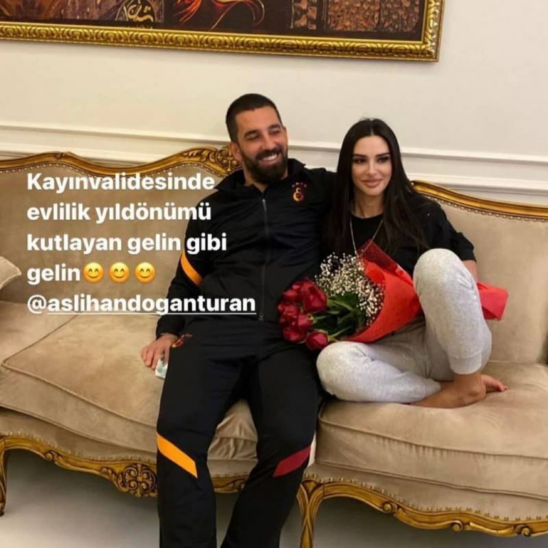 Pohyb Ardy Turana a jeho manželky Aslıhan Doğan byl oceněn!