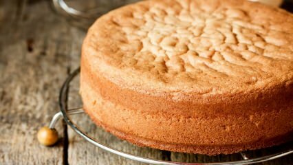 Jak si vyrobit měkký piškotový dort?