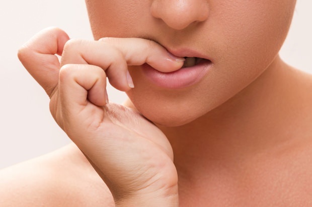 Nemoci způsobené zvykem jíst nehty