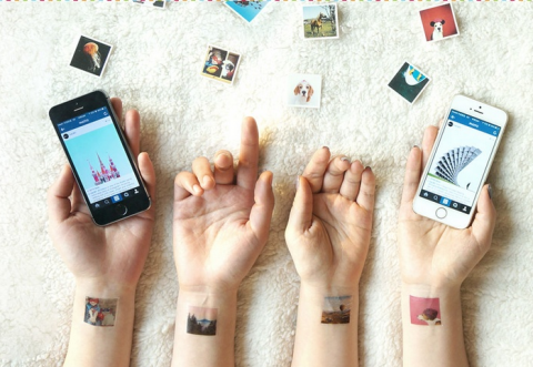 „Proměňte svůj Instagram na dočasná tetování.“ 